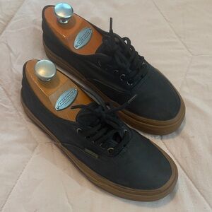 Vans Black w/Gum Sole Men’s Sneakers